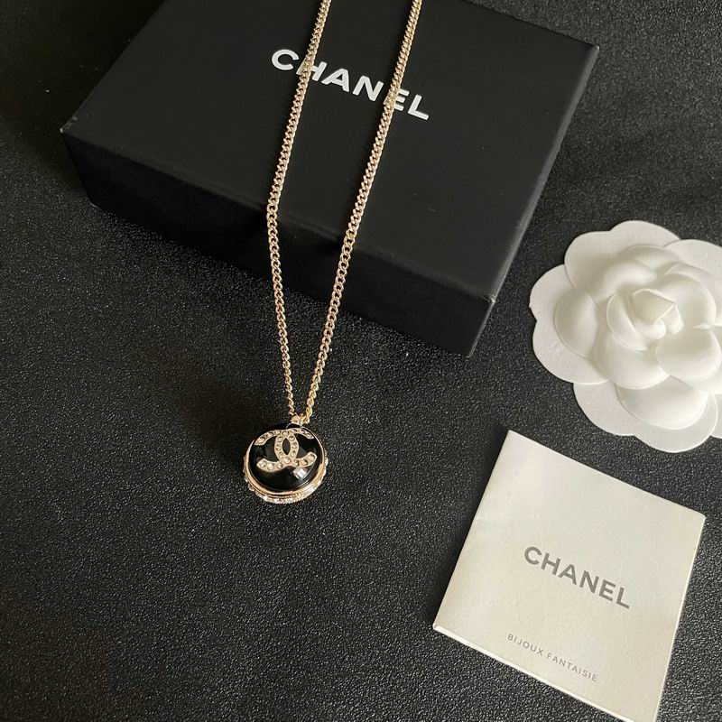 Chanel Necklace 06yxs23